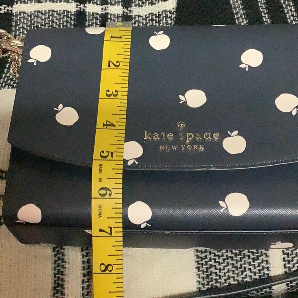 Kate spade Carson orchard toss blue apple print purse - Picture 10 of 13